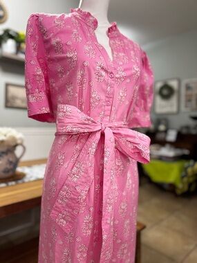 crown & ivy Pink Floral Tie-Waist Dress